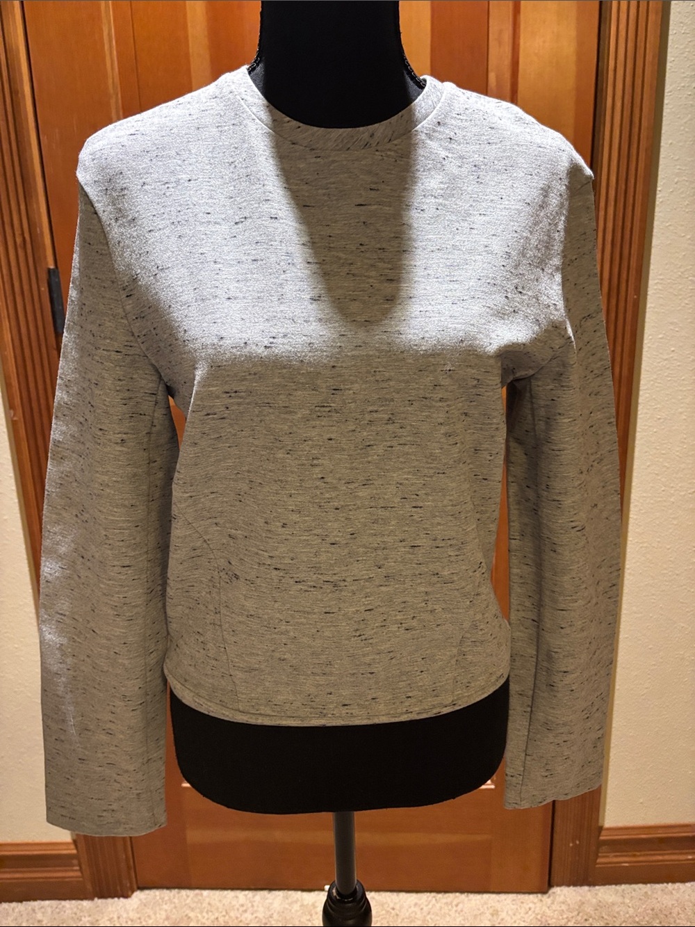 Wilfred Heather Gray Crewneck Sweatshirt, size XS